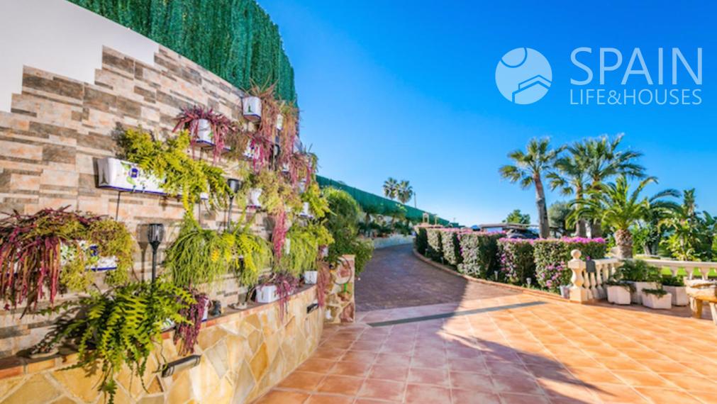Luxurious 7-room villa with sea views in Javea, Costa Blanca