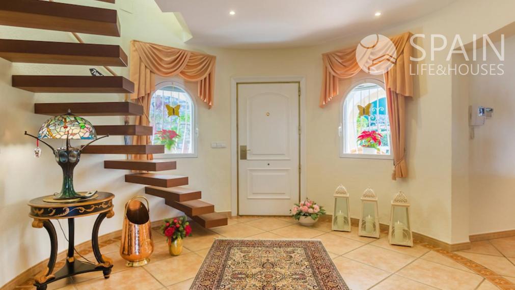 Luxurious 7-room villa with sea views in Javea, Costa Blanca