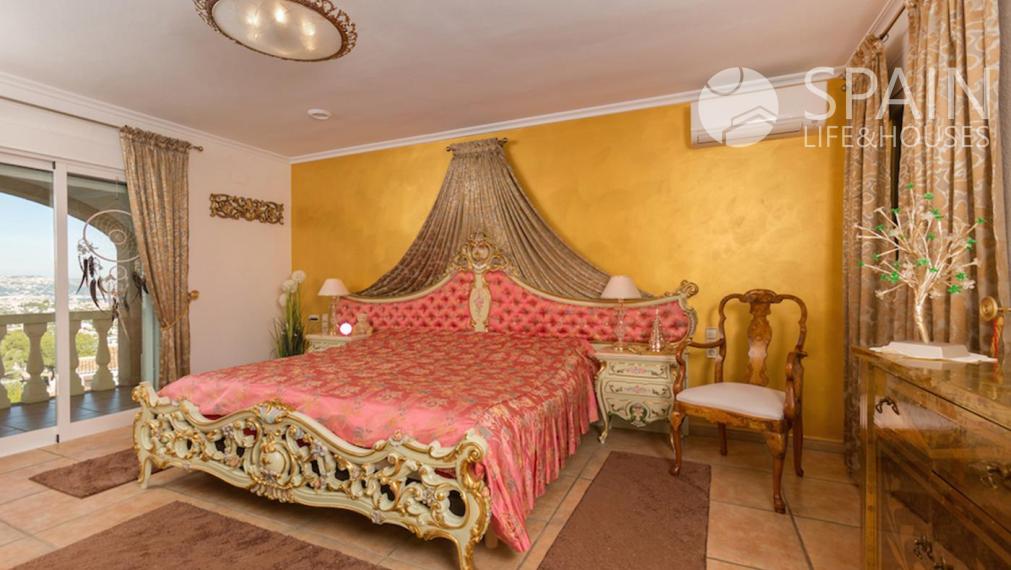 Luxurious 7-room villa with sea views in Javea, Costa Blanca