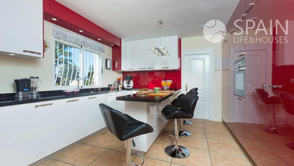 Luxurious 7-room villa with sea views in Javea, Costa Blanca