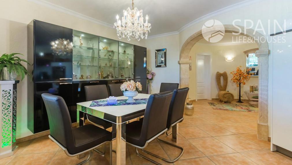 Luxurious 7-room villa with sea views in Javea, Costa Blanca