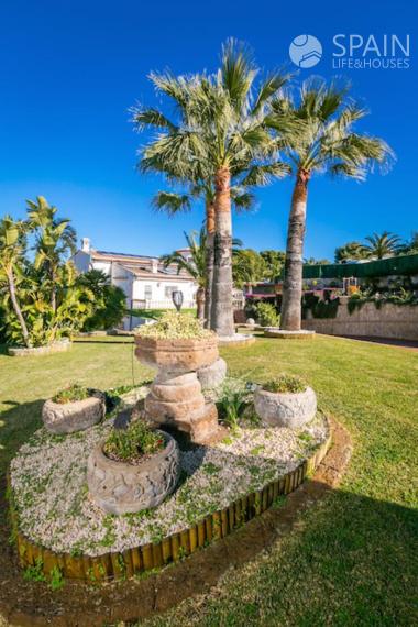 Luxurious 7-room villa with sea views in Javea, Costa Blanca