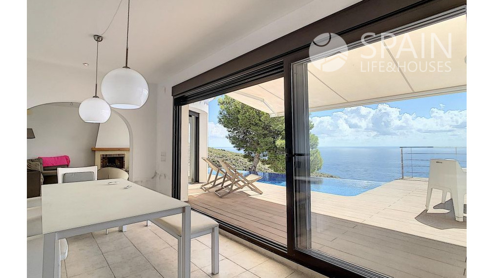 Absolutely fantastic modern villa in the sea front, Benitachell, Costa Blanca