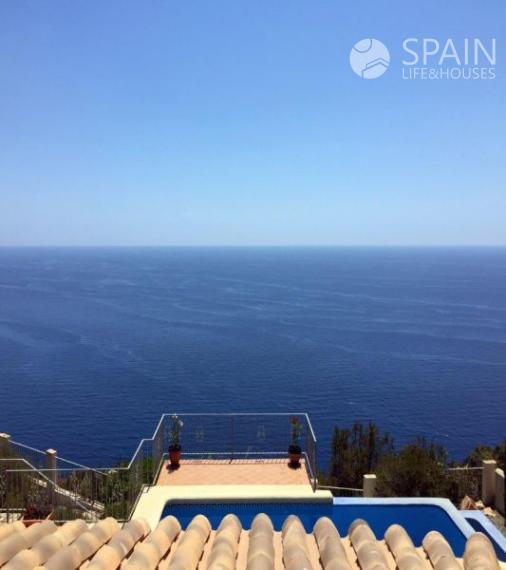 !!Sea front!! 5-bedroom vila with infinity pool, Cumbre del Sol, Benitachell, Costa Blanca