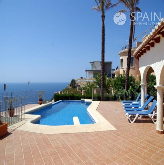 !!Sea front!! 5-bedroom vila with infinity pool, Cumbre del Sol, Benitachell, Costa Blanca