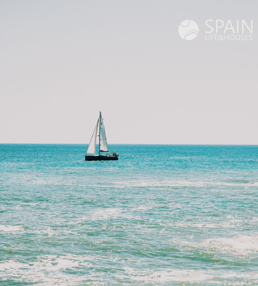 NEW BUILDING IN A NATIONAL PARK WITH SEA VIEW, Alfaz del Pi, Costa Blanca North