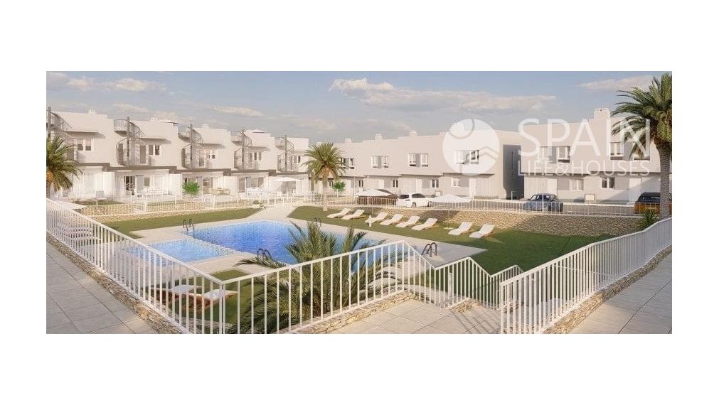 NEWBUILD Townhouses close to the golf and airport Alicante