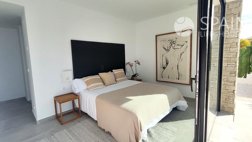 VILLA ESENCIA. New detached villas with a private pool close to Murcia