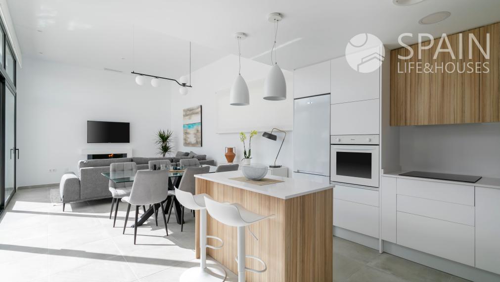 VILLA ESENCIA. New detached villas with a private pool close to Murcia