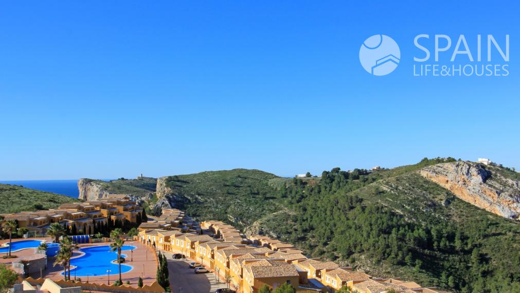 New, luxurious  2 bedroom apartment with comunal pool in Cumbre del Sol, Costa Blanca