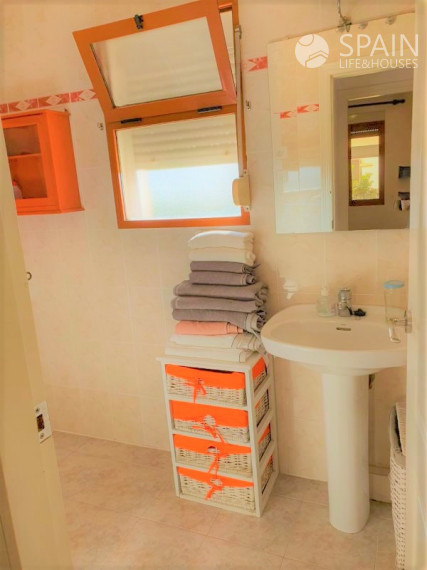 Romantic 1-bedroom furnished apartment in DENIA, Costa Blanca with balcony and comunal pools just 7 min walk from the beach and ca 15 min about the center