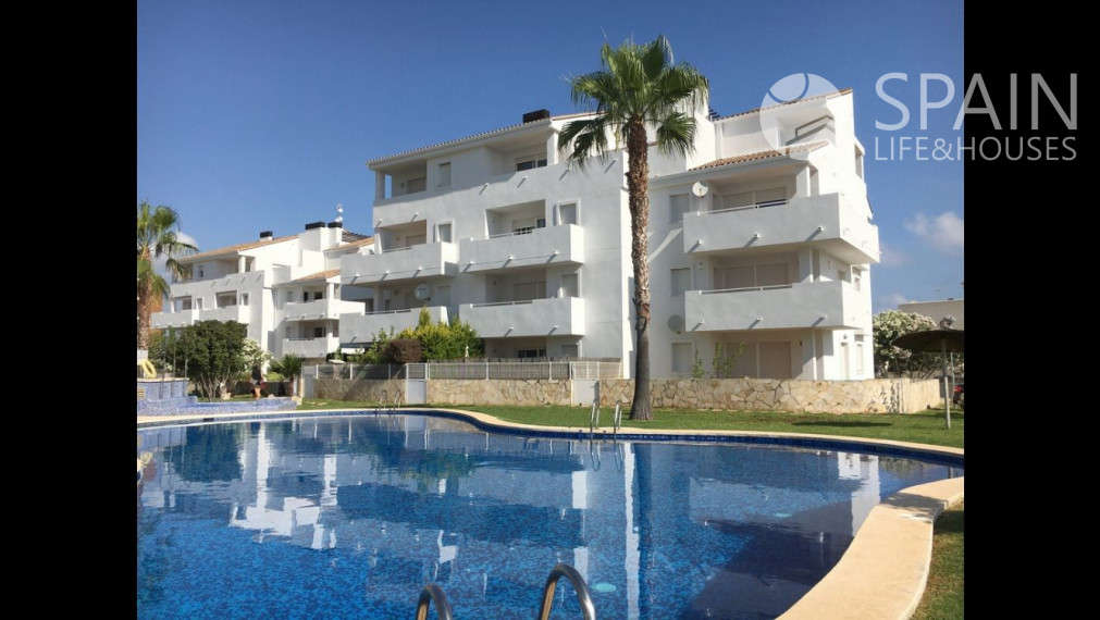 For rent 2-bedrooms apartment 450 m from the beach  in DENIA