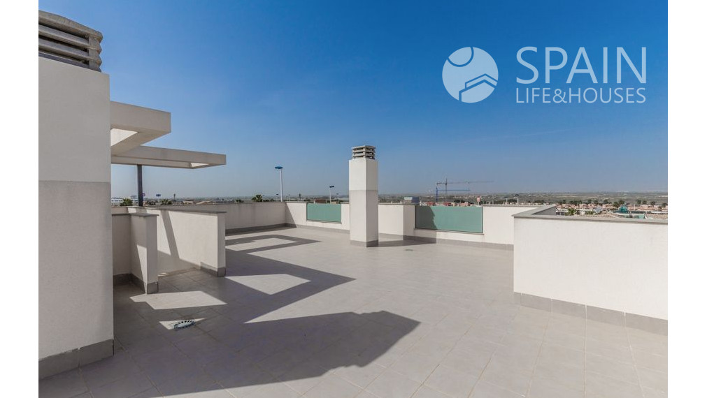 Fantastic new houses in Alicante, 5 minutes from the beach and 15 minutes from city center