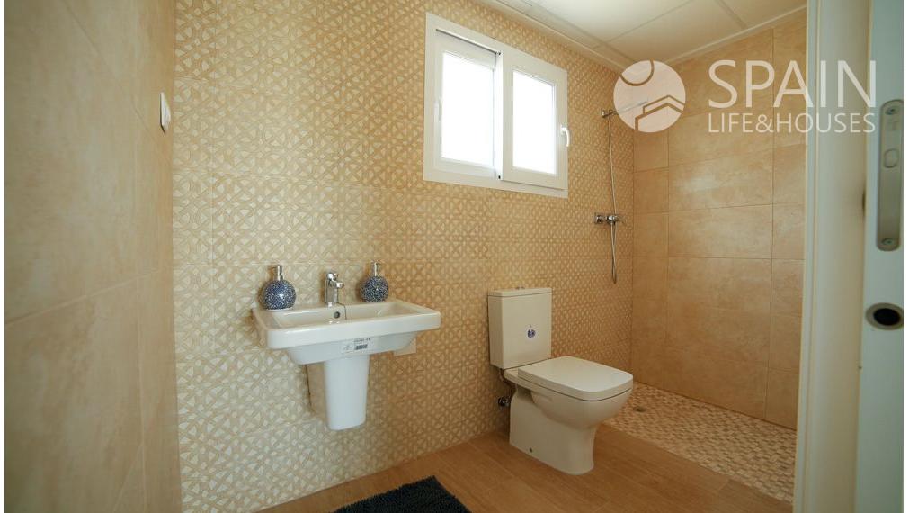 PROJECT LIN-DA. Magnificent semi-detached villas with pool 5 minutes from the beach in Alicante. The project will be completed in early 2025