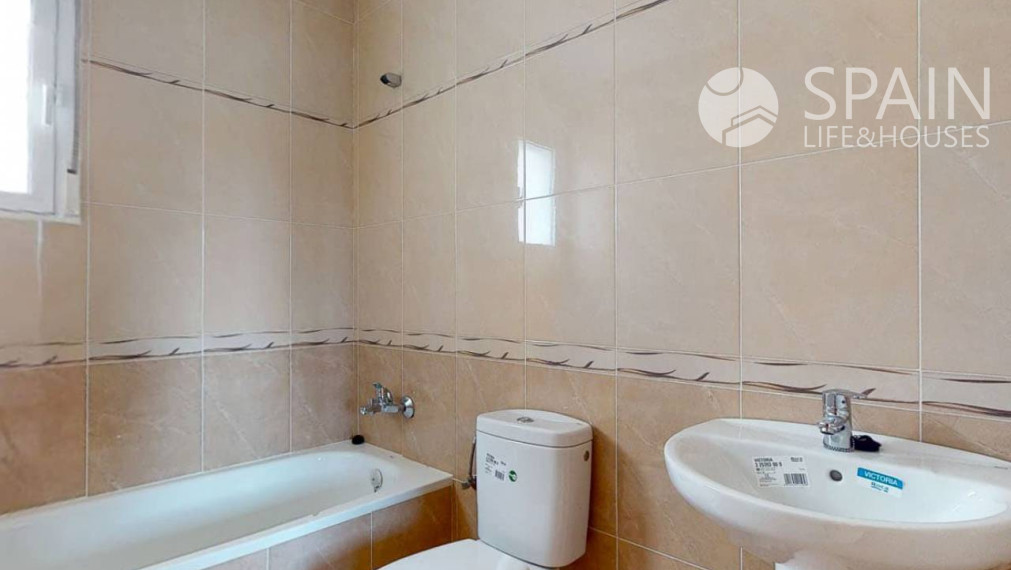 Bungalows of new construction with 2 bedrooms 8km from the beach in San Miguel de Salinas, Costa Blanca south. Key in hand