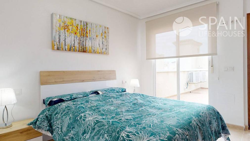 Bungalows of new construction with 2 bedrooms 8km from the beach in San Miguel de Salinas, Costa Blanca south. Key in hand