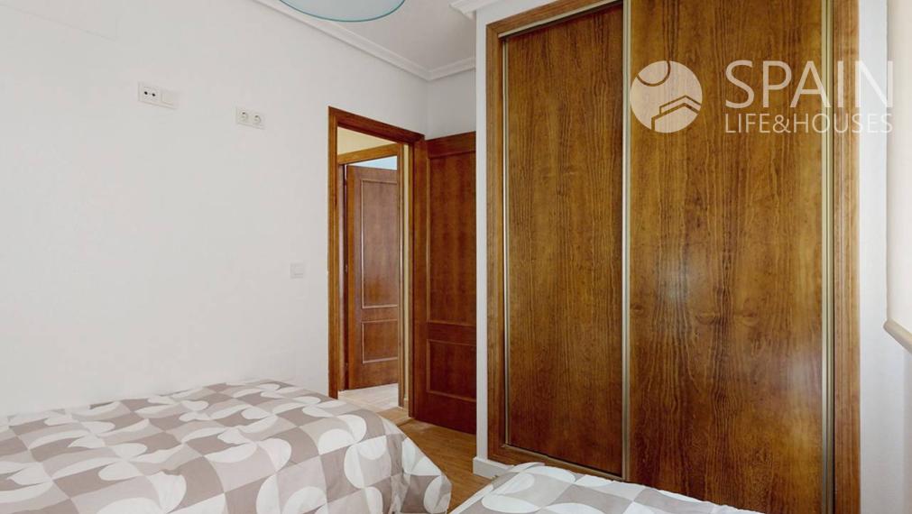Bungalows of new construction with 2 bedrooms 8km from the beach in San Miguel de Salinas, Costa Blanca south. Key in hand