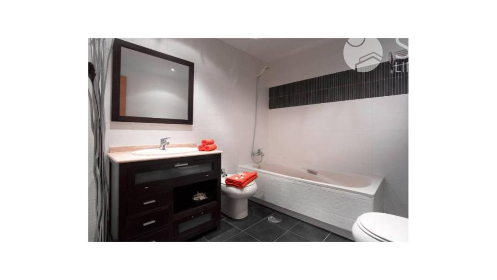 Newly built apartment in Villajoyosa, Benidorm, Alicante 400 meters from the beach. Key in hand