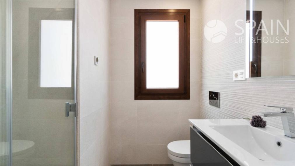 New construction first floor bungalows with 2 bedrooms in Torrevieja, Alicante