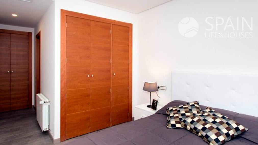 Newly built apartments with 3 bedrooms in the center of Elche, Alicante. Located 15 km  from the beach. Key in hand