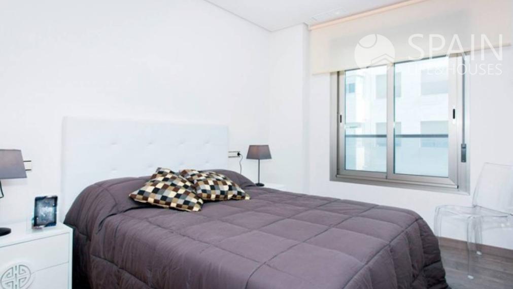 Newly built apartments with 3 bedrooms in the center of Elche, Alicante. Located 15 km  from the beach. Key in hand