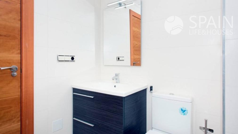 Newly built apartments with 3 bedrooms in the center of Elche, Alicante. Located 15 km  from the beach. Key in hand