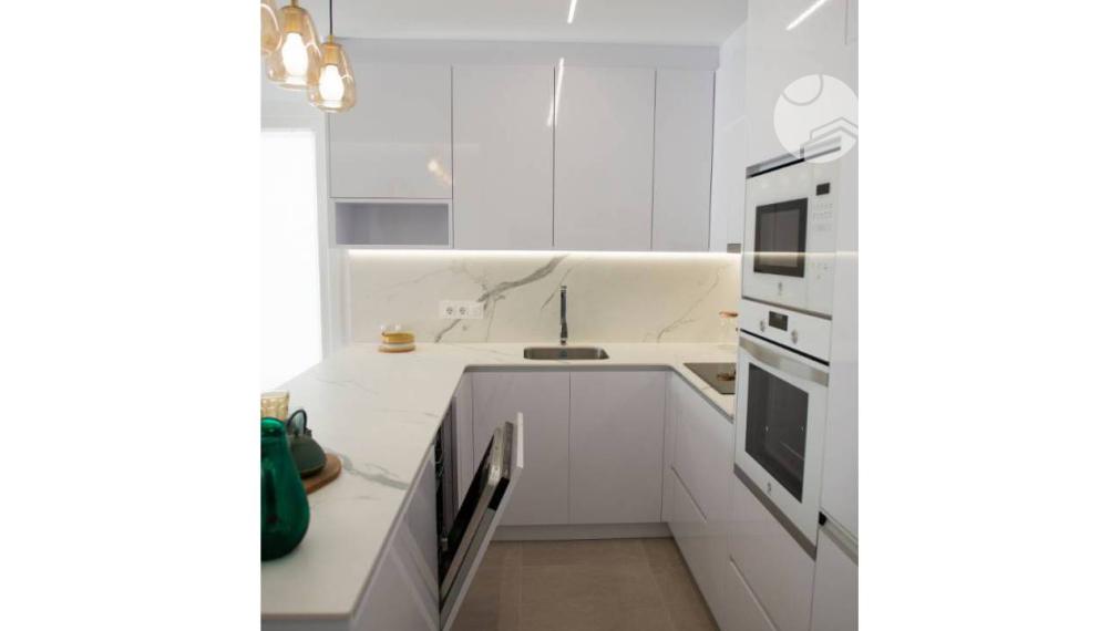 LAST ONE. Exclusive luxury villa 1.9 km from the sea and with private pool in San Pedro del Pinatar, Murcia. Delivery. Delivery in the first half of 2023