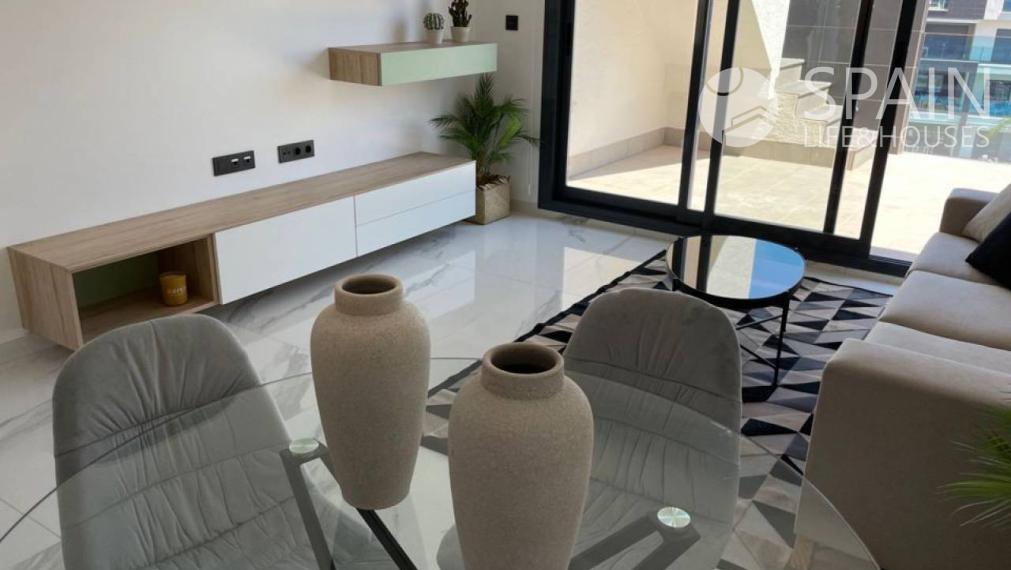 Apartment by the sea in Guardamar del Segura, Costa Blanca, 1 km from the beach. Delivery in March 2022