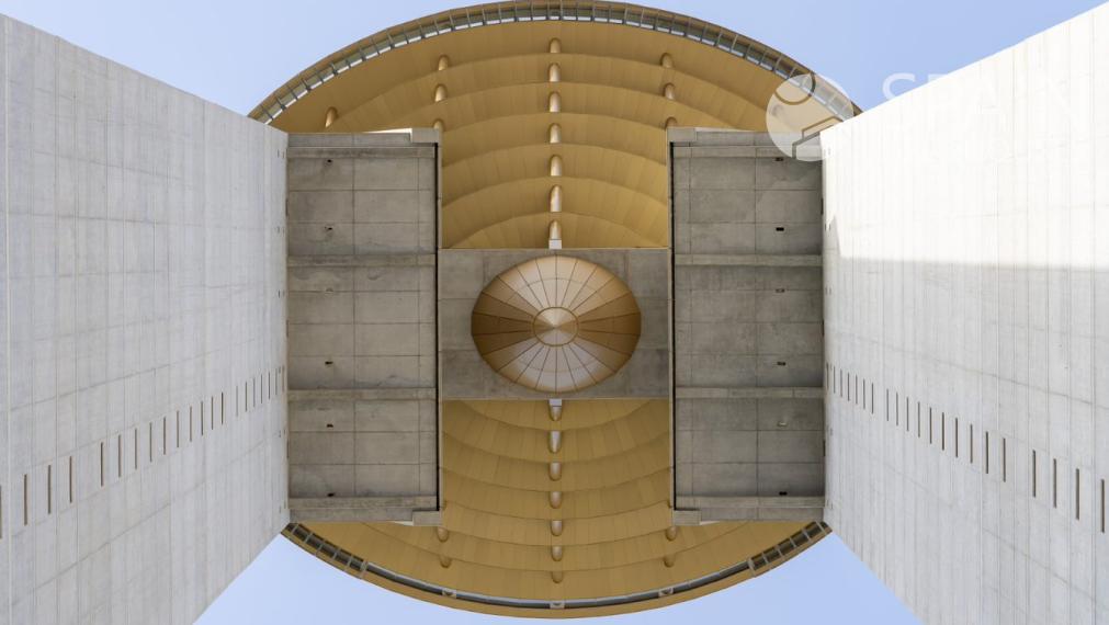 New luxury apartments in Europe's tallest building just 200 m from the sea in Benidorm; Costa Blanca