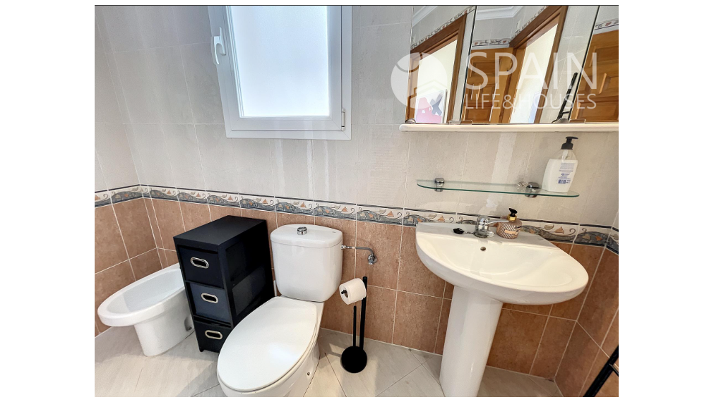 Apartment with spectacular sea views in benitachell, 2 km from the beach.