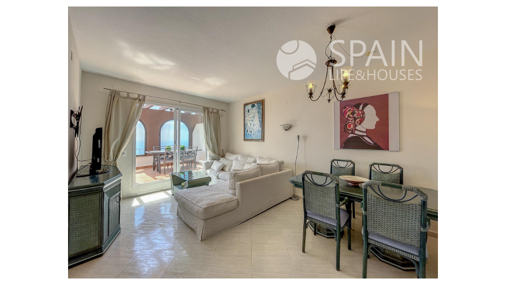 Apartment with spectacular sea views in benitachell, 2 km from the beach.