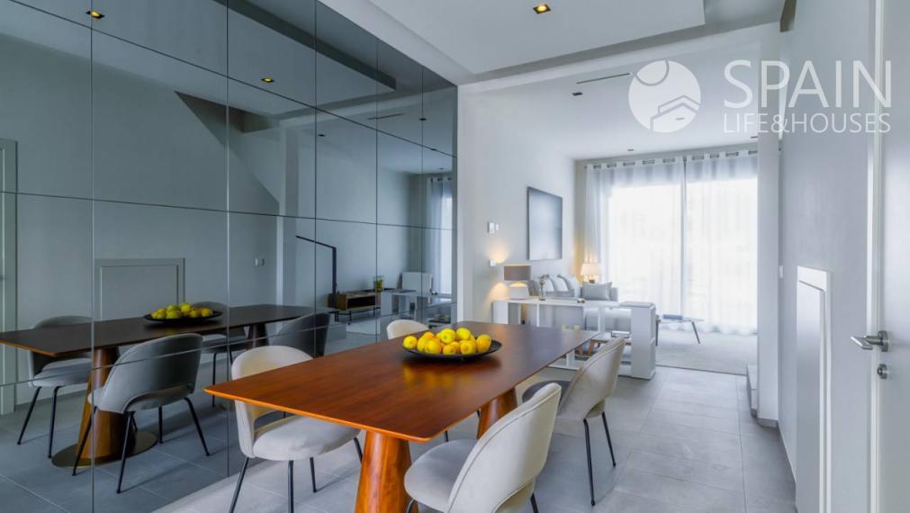 Luxury townhouse of new construction in Pilar de la Horadada 2km from the sea. Delivery July 2022