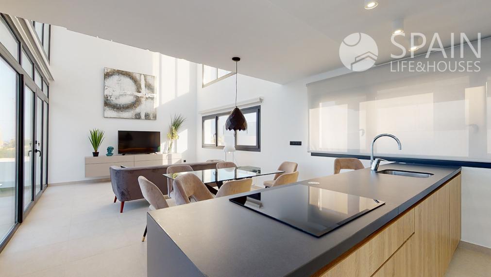 Spectacular villas overlooking the Mediterranean Sea and next to the Costa Blanca