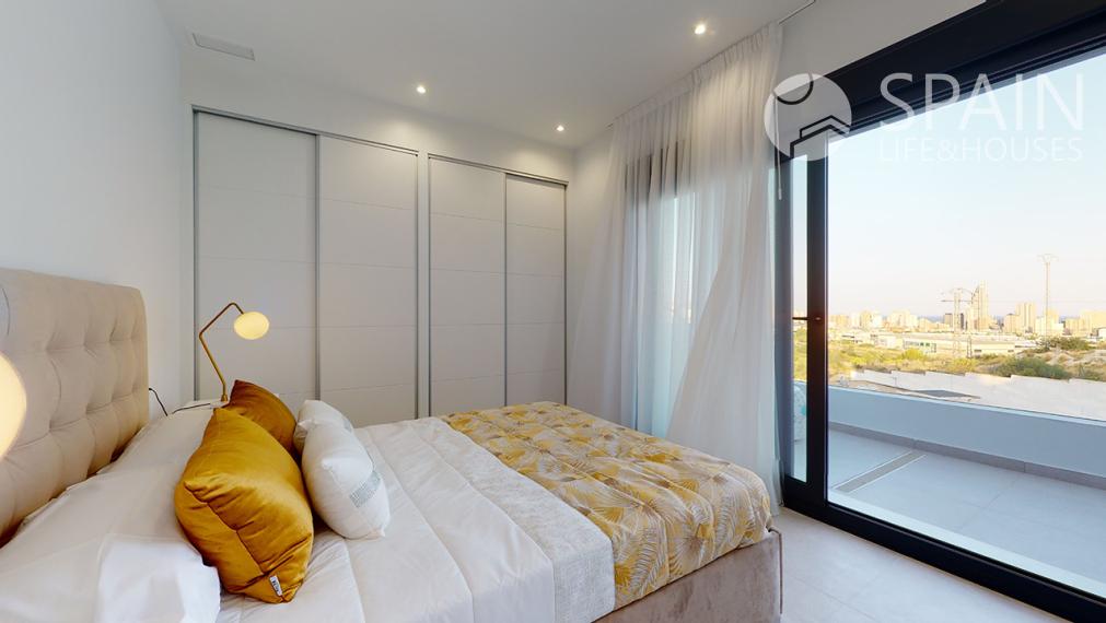 Spectacular villas overlooking the Mediterranean Sea and next to the Costa Blanca