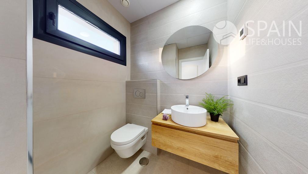 Spectacular villas overlooking the Mediterranean Sea and next to the Costa Blanca