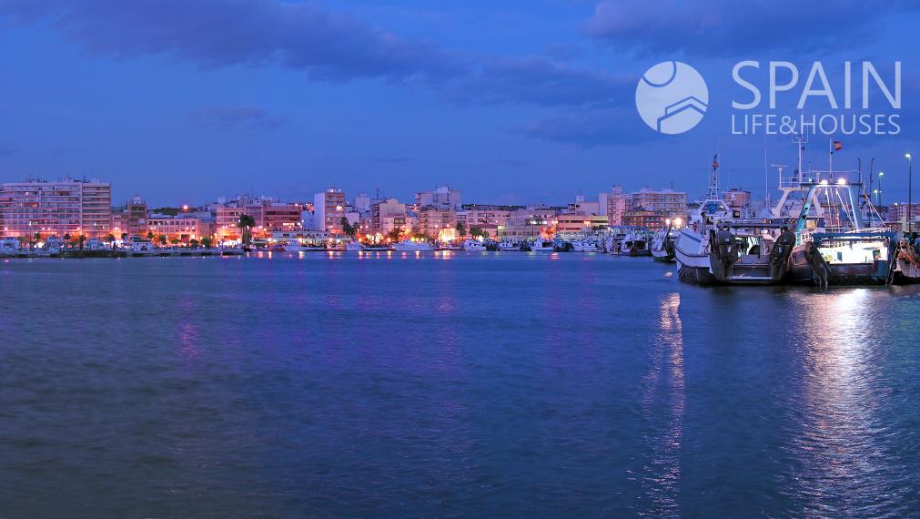 NEW FANTASTIC APARTMENTS  IN GRAN ALACANT, 3 km from the beach, 20 minutes from Alicante, Costa Blanca