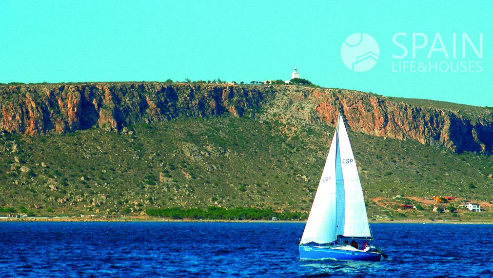 NEW FANTASTIC APARTMENTS  IN GRAN ALACANT, 3 km from the beach, 20 minutes from Alicante, Costa Blanca