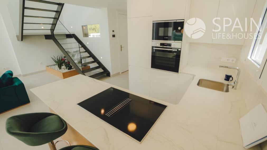 Magnificent villas 3-4km from the beach, in Finestrat, next to Benidorm. Delivery SEPT 2022