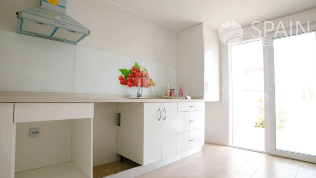 Duplex villa in Gran Alacant- 4mints from the sandy beach, 10mins from Alicante Airport