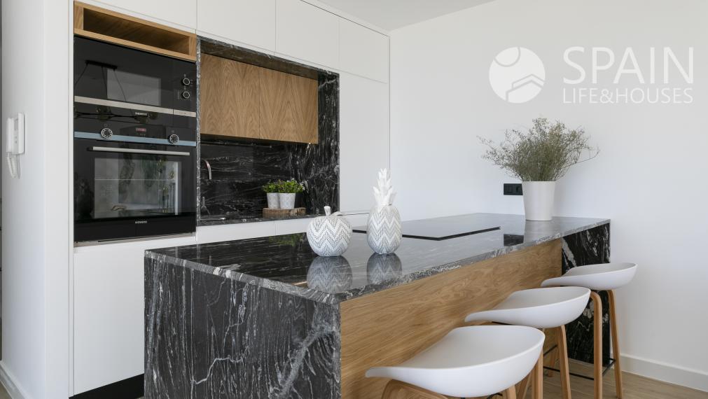 3/4 bedroom Villa for Sale in Finestrat/Benidorm- 2,5km from the beach- delivery 2023