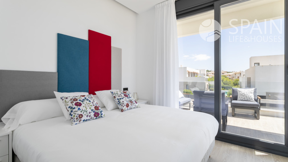 3/4 bedroom Villa for Sale in Finestrat/Benidorm- 2,5km from the beach- delivery 2023