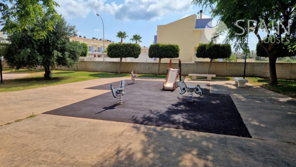 New amazing rental opportunity in the calm and peaceful area of El Verger with just 6 minutes walk to the beach!