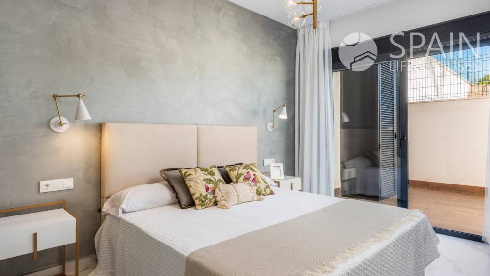 New bungalow in San Miguel de Salinas at a fantastic price and 8 km from the beach.