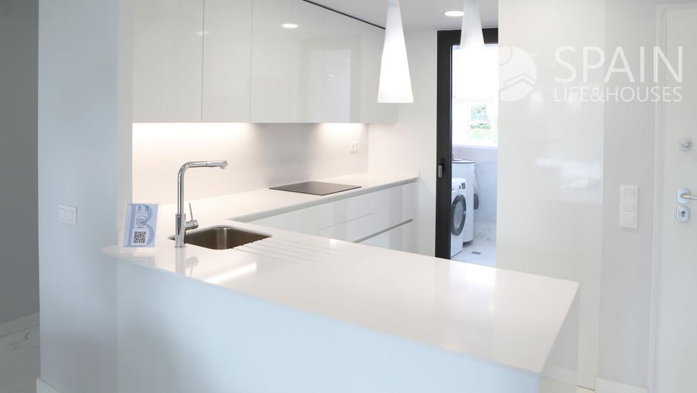 Stunning sea views apartments only a few meters from the beach at Benidorm, Costa Blanca