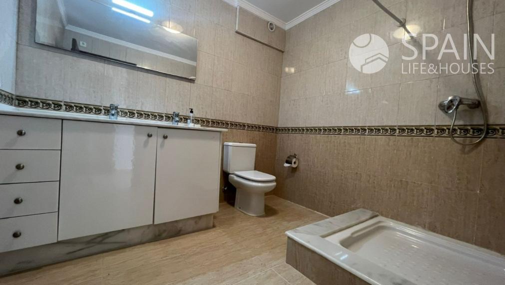 Wonderful villa for sale in Moraira in a very exclusive area and only 10 minutes from the beach.