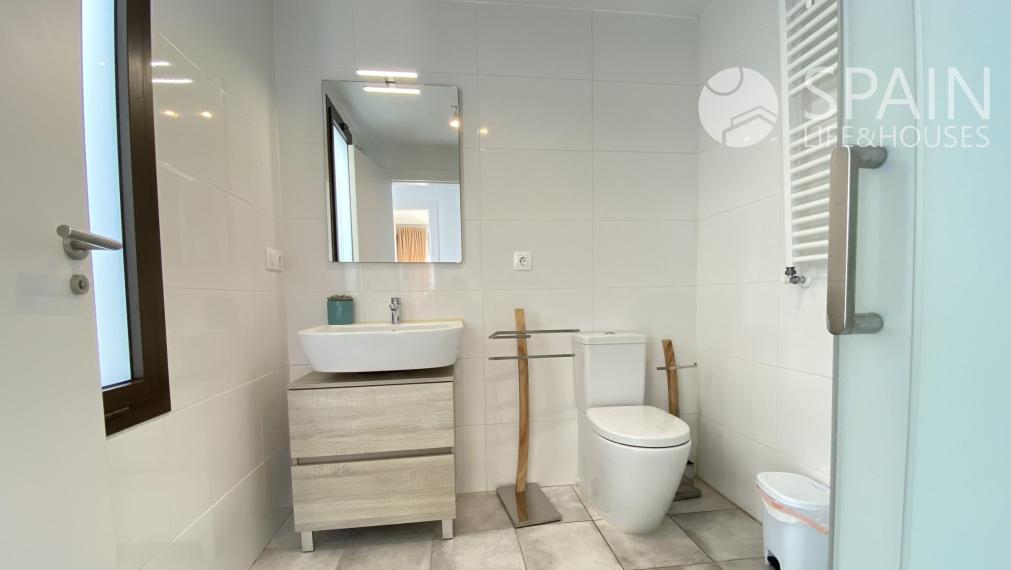 "Live the Mediterranean Luxury: Exceptional Single Storey Villa with Montgó Views in Jávea".