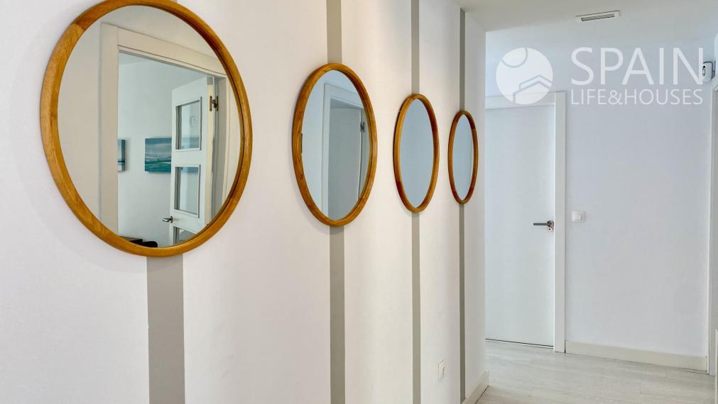 "Live the Mediterranean Luxury: Exceptional Single Storey Villa with Montgó Views in Jávea".