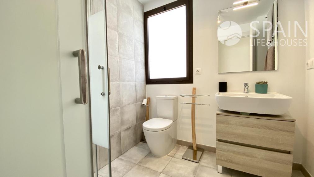 "Live the Mediterranean Luxury: Exceptional Single Storey Villa with Montgó Views in Jávea".