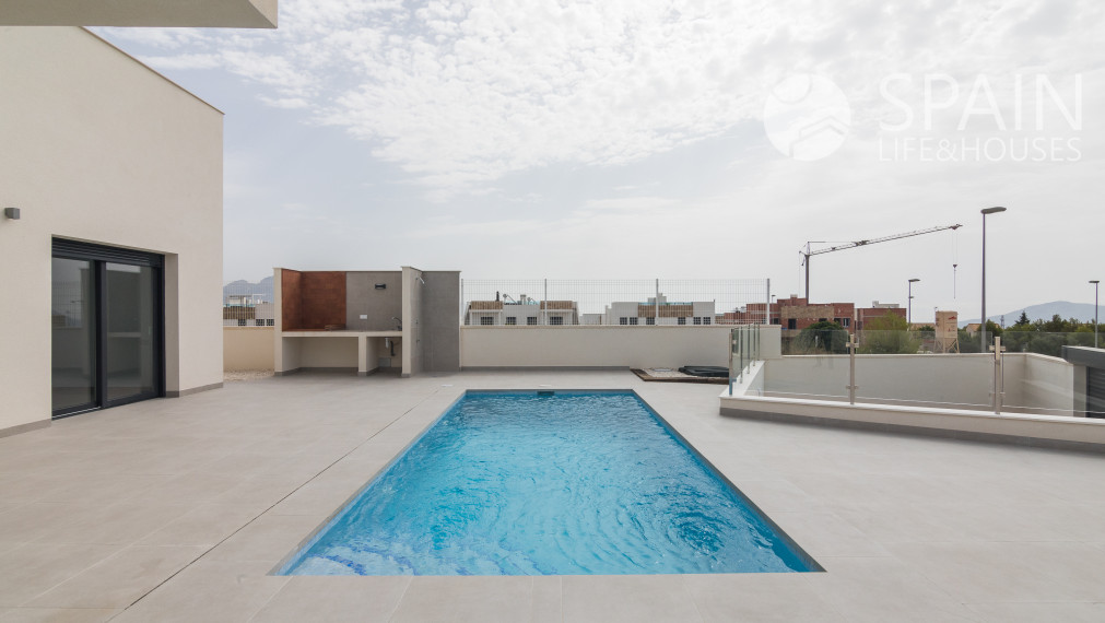 New construction villa with swimming pool in Polop de la Marina