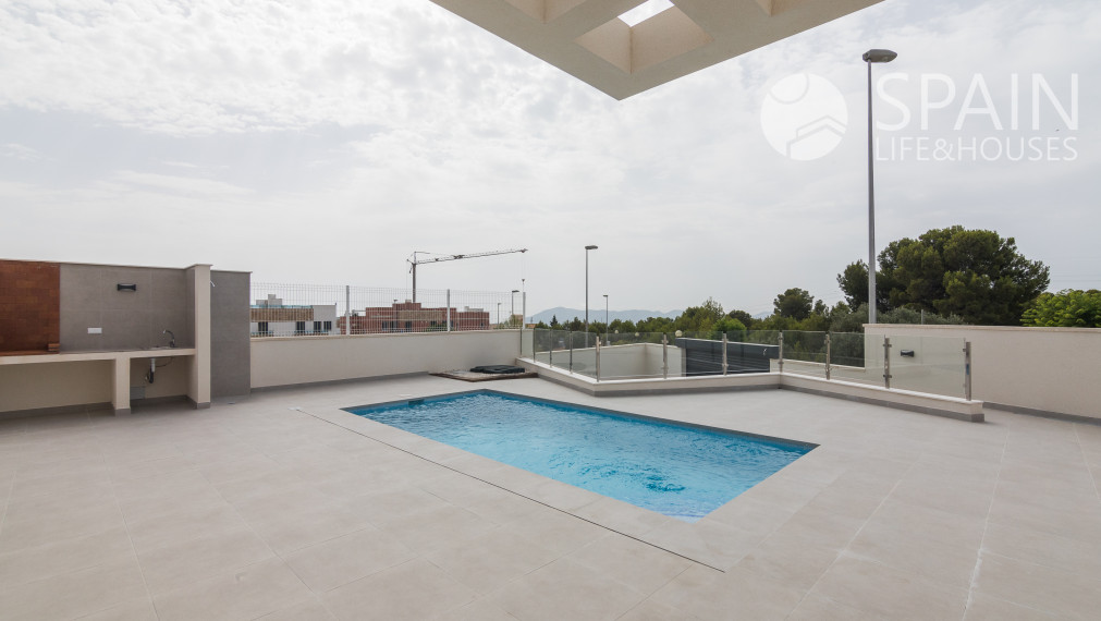 New construction villa with swimming pool in Polop de la Marina